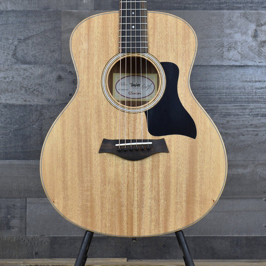 Taylor GS Mini Mahogany- Natural with Gig Bag