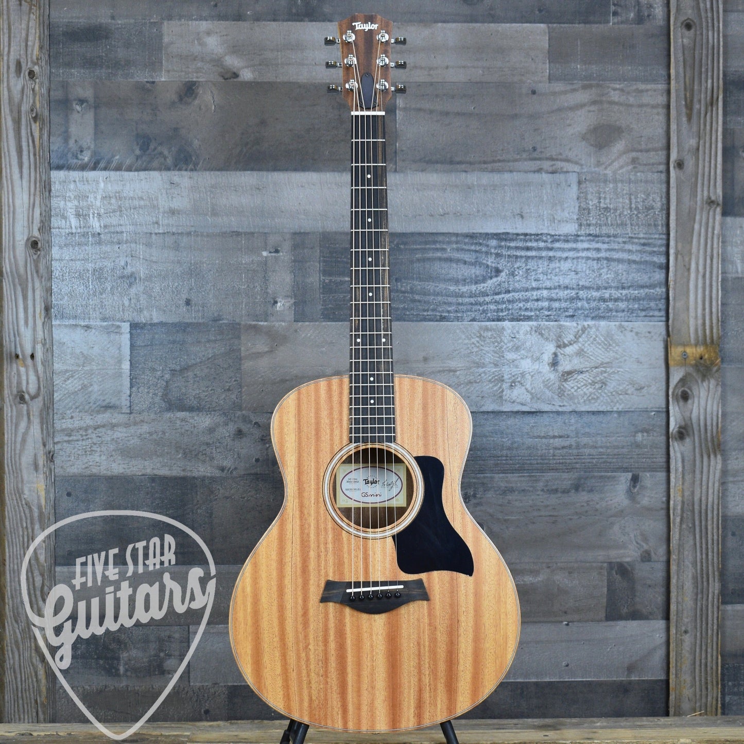 Taylor GS Mini Mahogany- Natural with Gig Bag