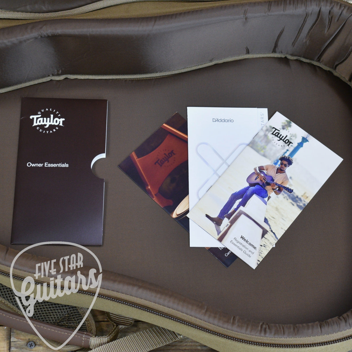 Taylor GS Mini-e Koa Hawaiian Koa Top - Natural with Gigbag