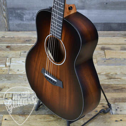 Taylor GS Mini-e Koa Plus with Aerocase
