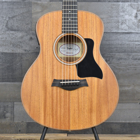 Taylor GS Mini-e Mahogany with Gig Bag