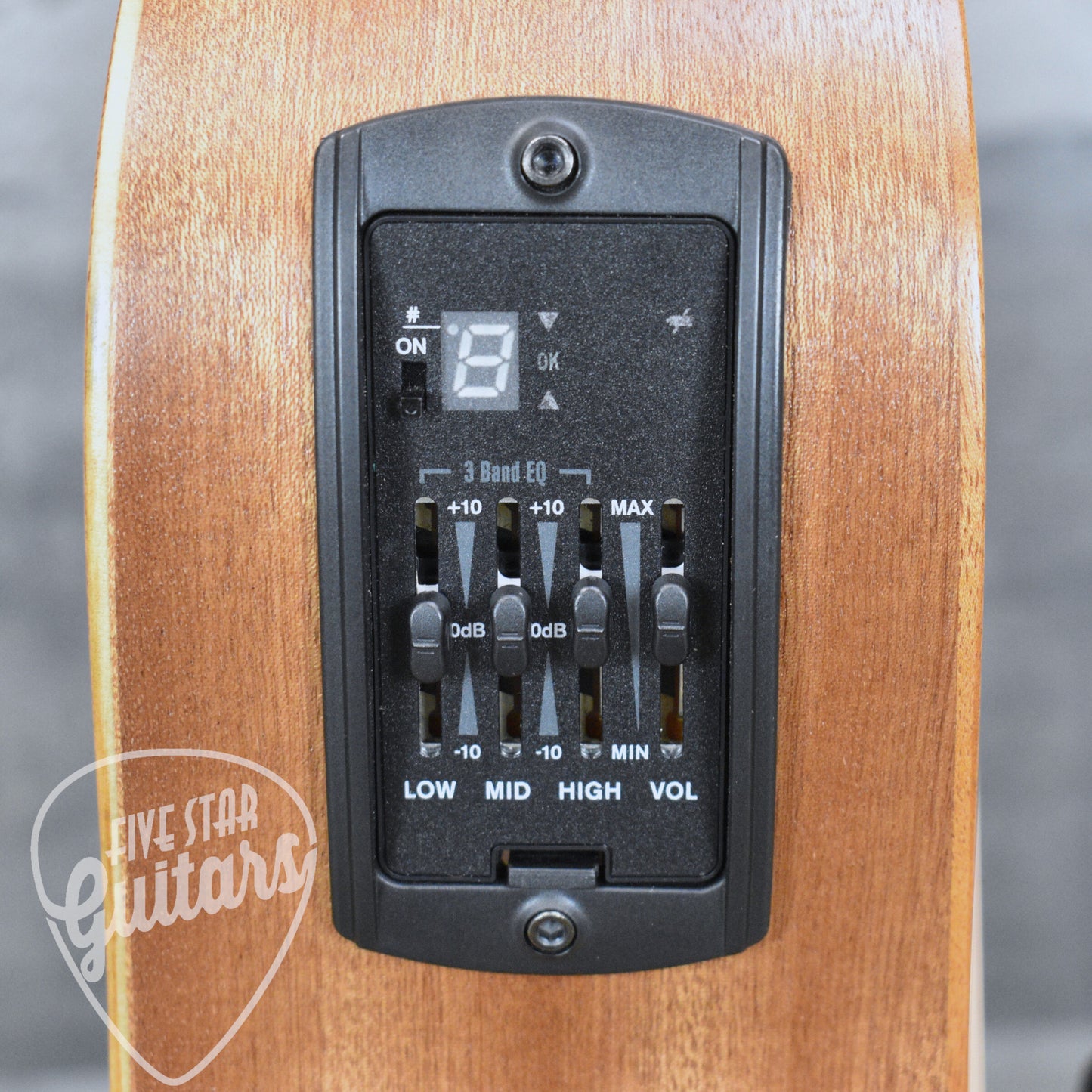 Taylor GS Mini-e Mahogany with Gig Bag