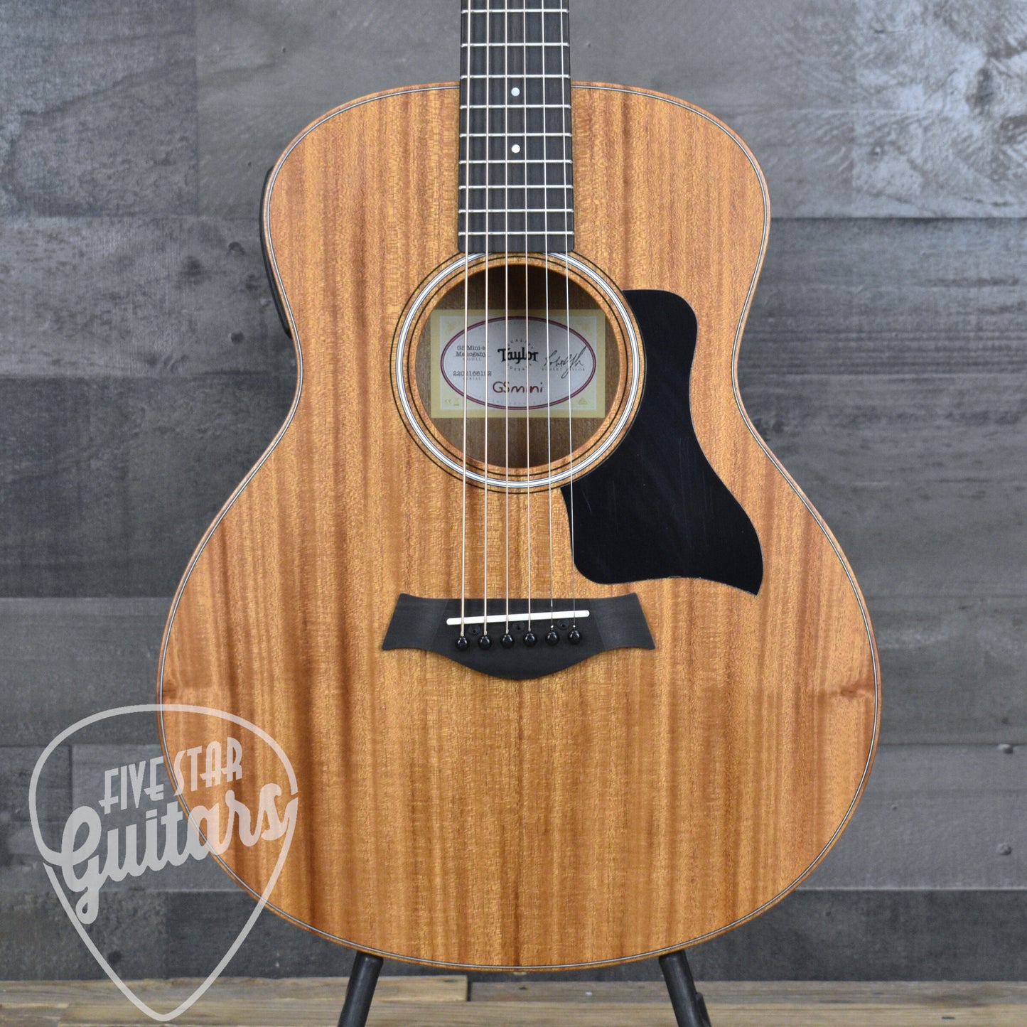 Taylor GS Mini-e Mahogany with Gig Bag