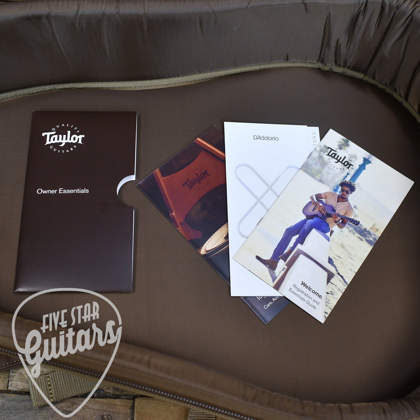 Taylor GS Mini-e Mahogany with Gig Bag