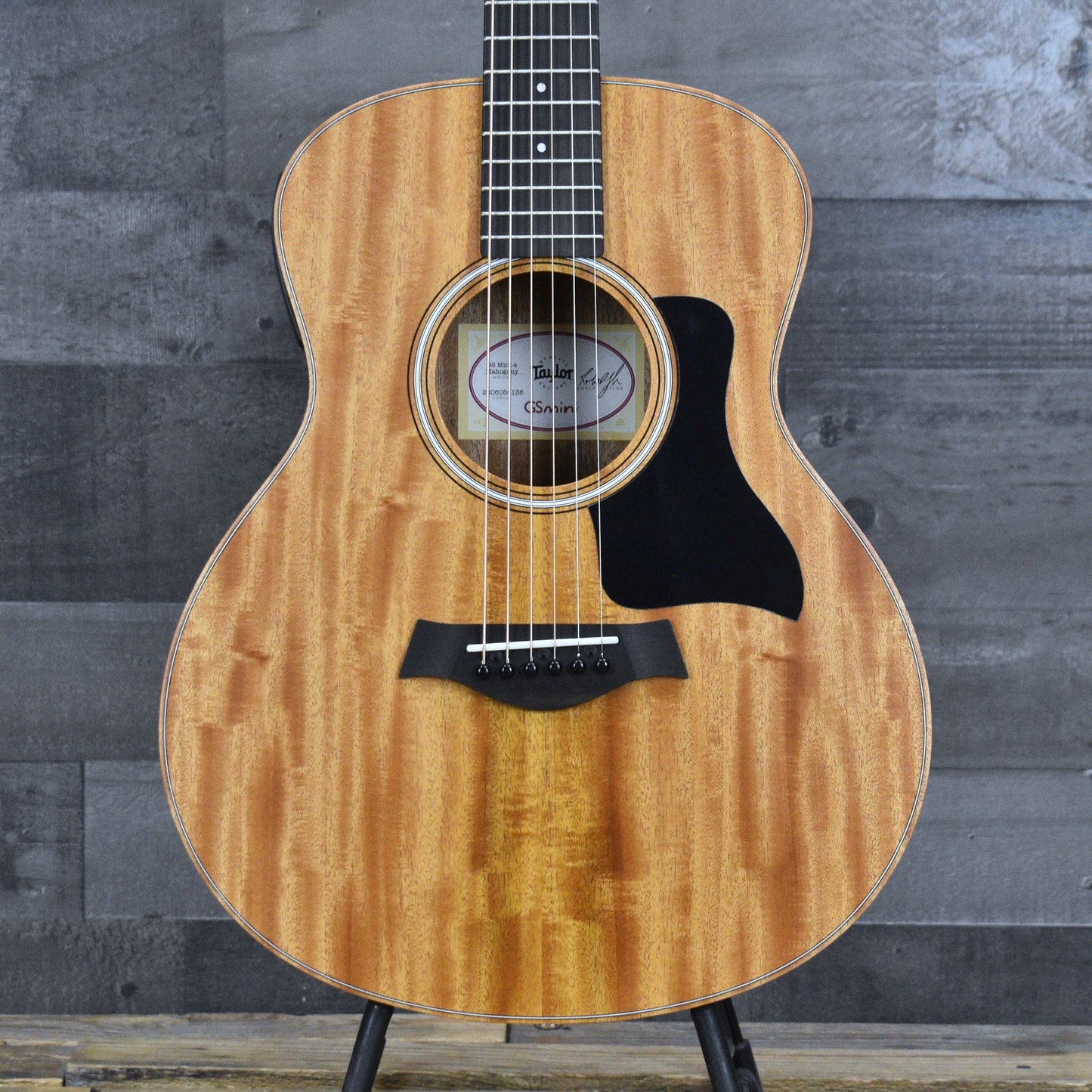 Taylor GS Mini-e Mahogany with Gig Bag