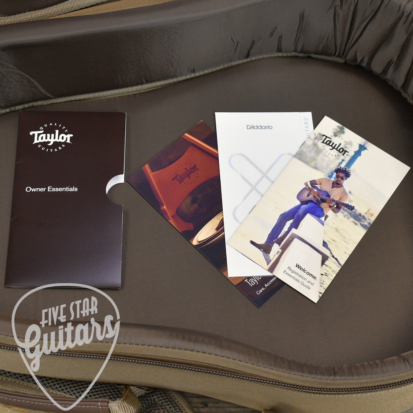 Taylor GS Mini-e Mahogany with Gig Bag