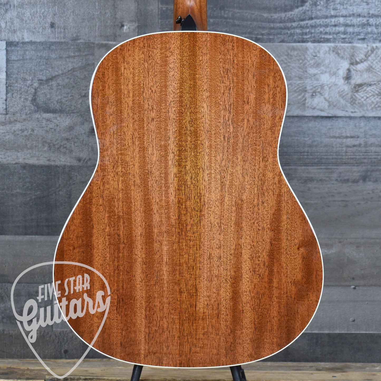 Taylor Gold Label 517e Dreadnought Acoustic Guitar - Gloss Natural Finish with Hardshell Case