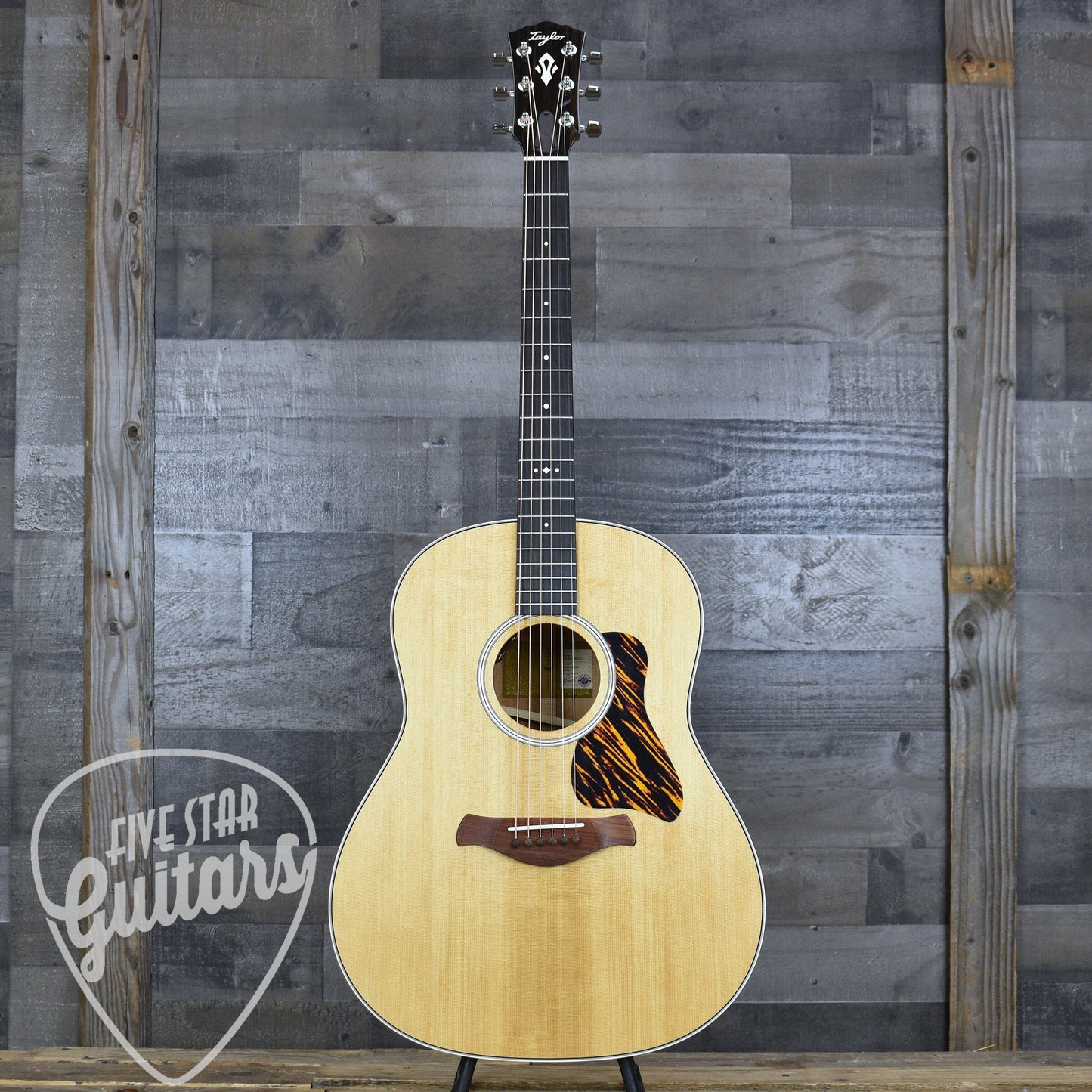 Taylor Gold Label 517e Dreadnought Acoustic Guitar - Gloss Natural Finish with Hardshell Case
