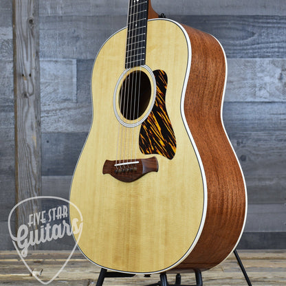 Taylor Gold Label 517e Dreadnought Acoustic Guitar - Gloss Natural Finish with Hardshell Case