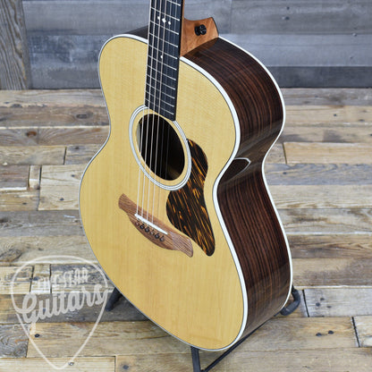 Taylor Gold Label 712e