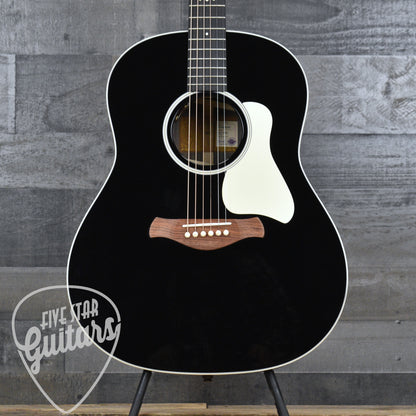 Taylor Gold Label 717e Dreadnought Acoustic Guitar - Blacktop with Hardshell Case