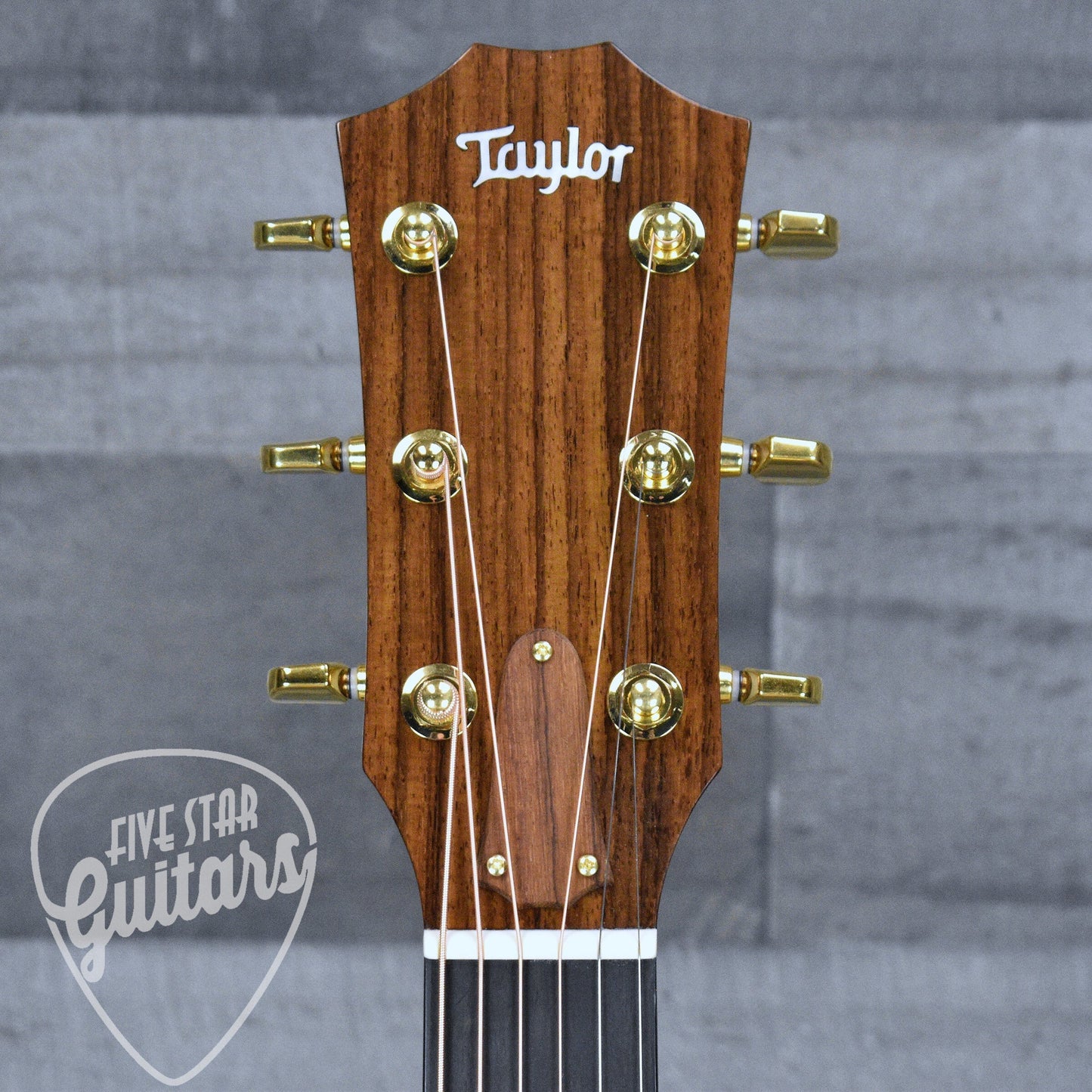 Taylor Legacy 714ce - Natural with Hard Shell Case