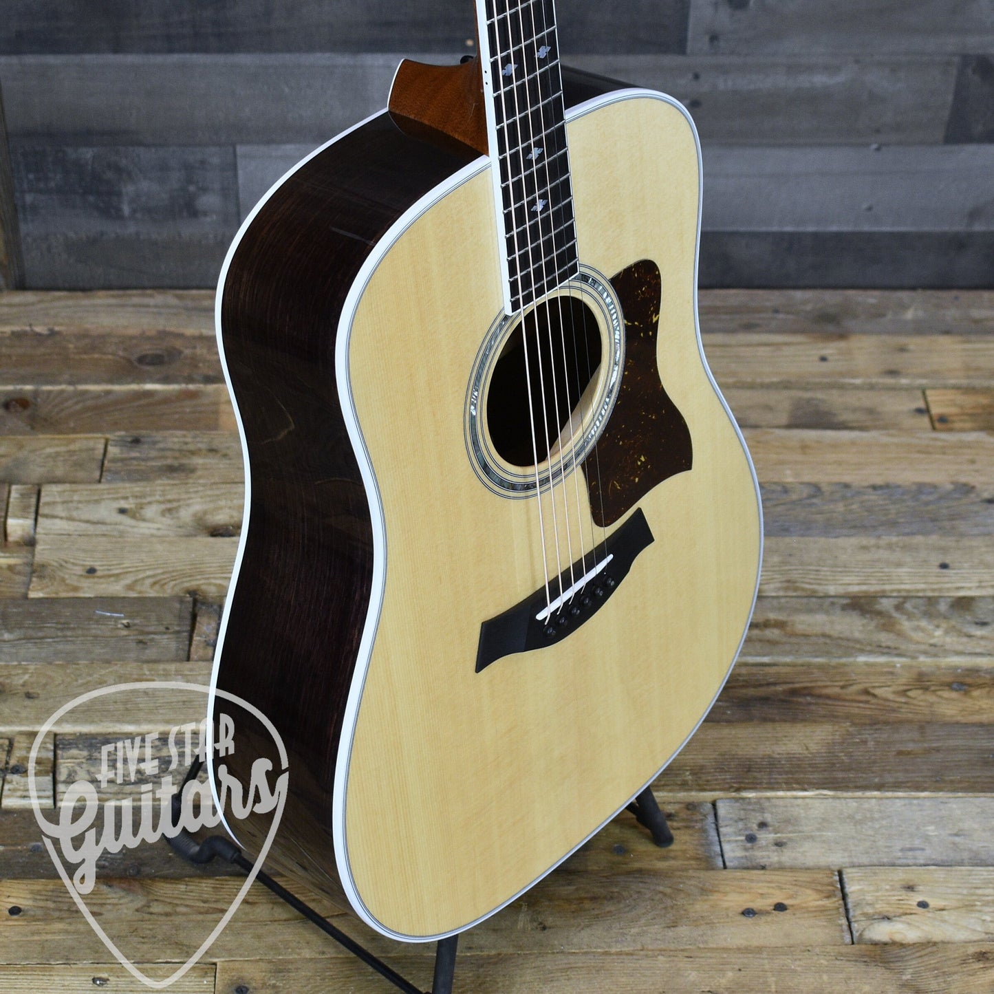 Taylor Legacy 810e - Natural with Hardshell Case
