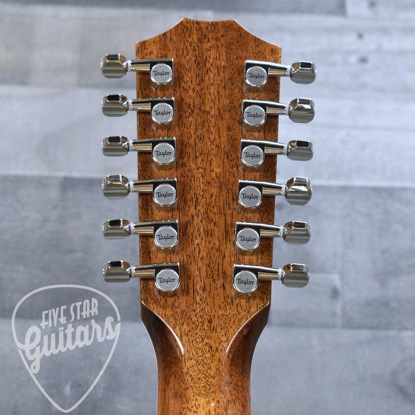 Taylor Legacy 855e - Natural with Hardshell Case