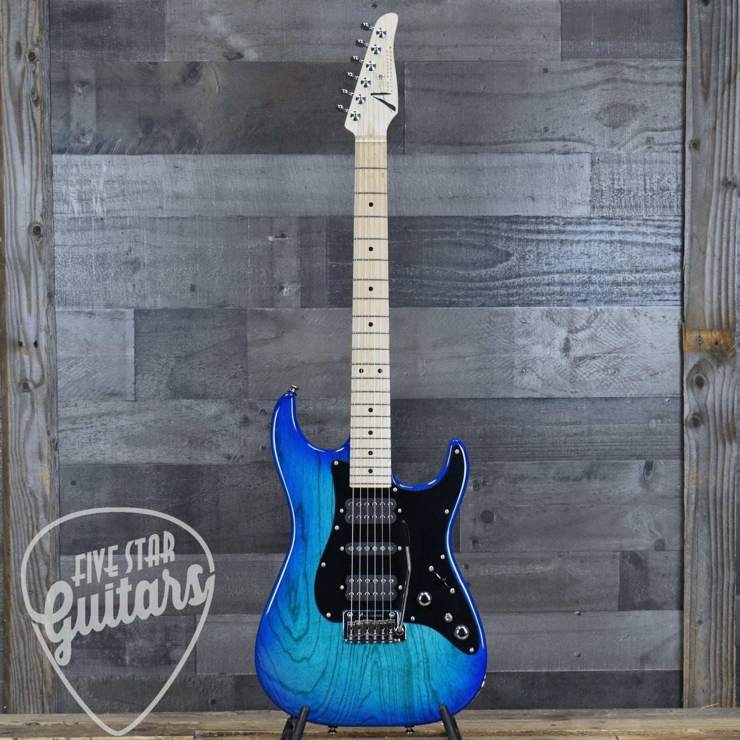 Tom Anderson Classic - Bora to Transparent Blue Burst with Gigbag