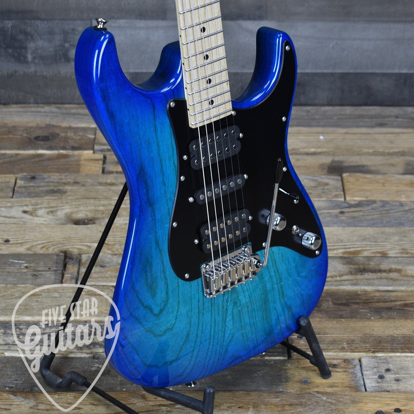 Tom Anderson Classic - Bora to Transparent Blue Burst with Gigbag