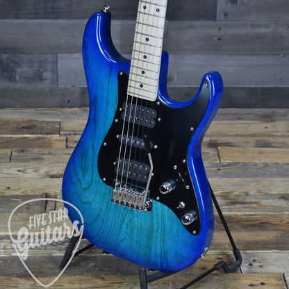 Tom Anderson Classic - Bora to Transparent Blue Burst with Gigbag