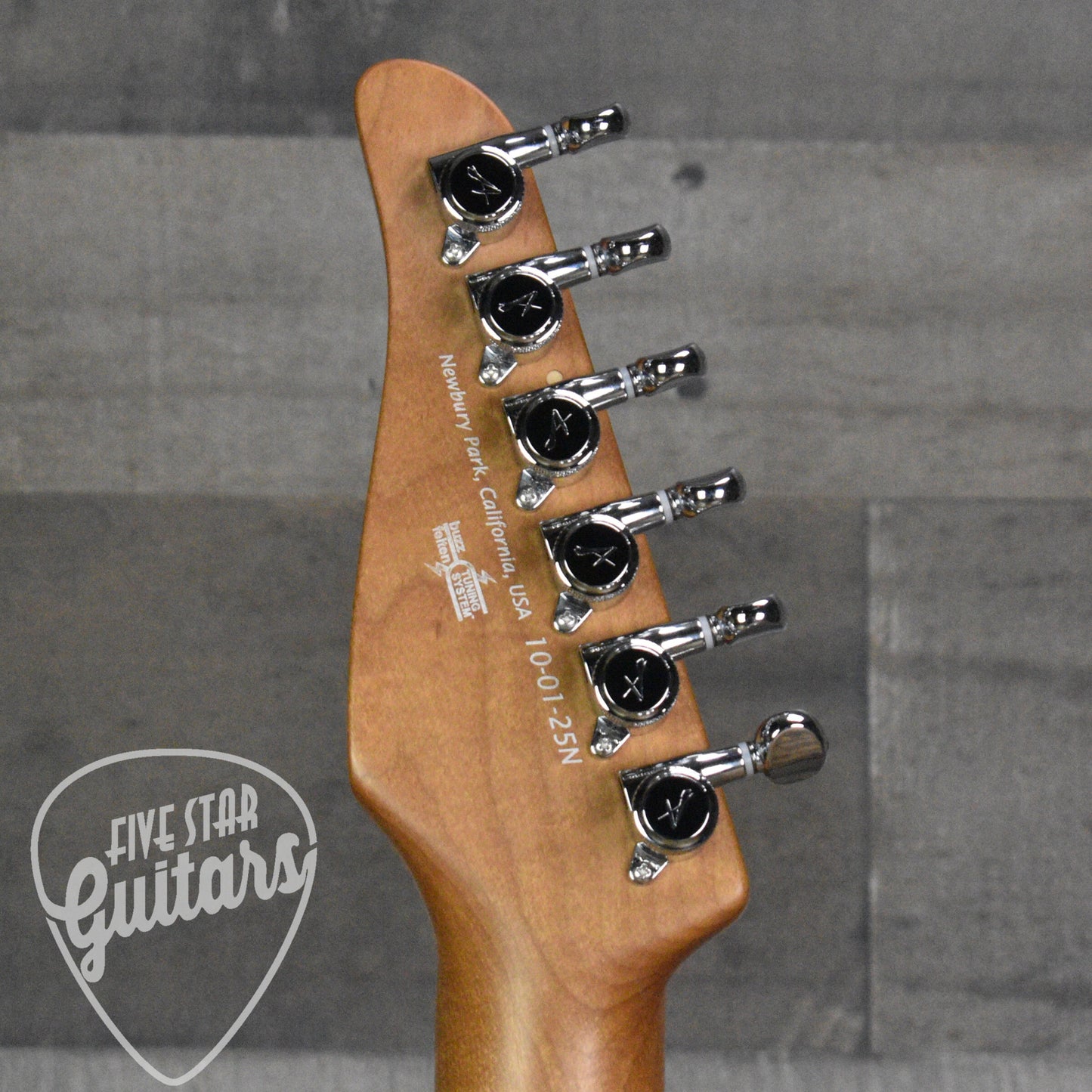 Tom Anderson Classic Shorty  - Translucent Butterscotch with Gigbag