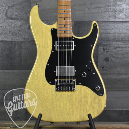 Tom Anderson Classic Shorty  - Translucent Butterscotch with Gigbag
