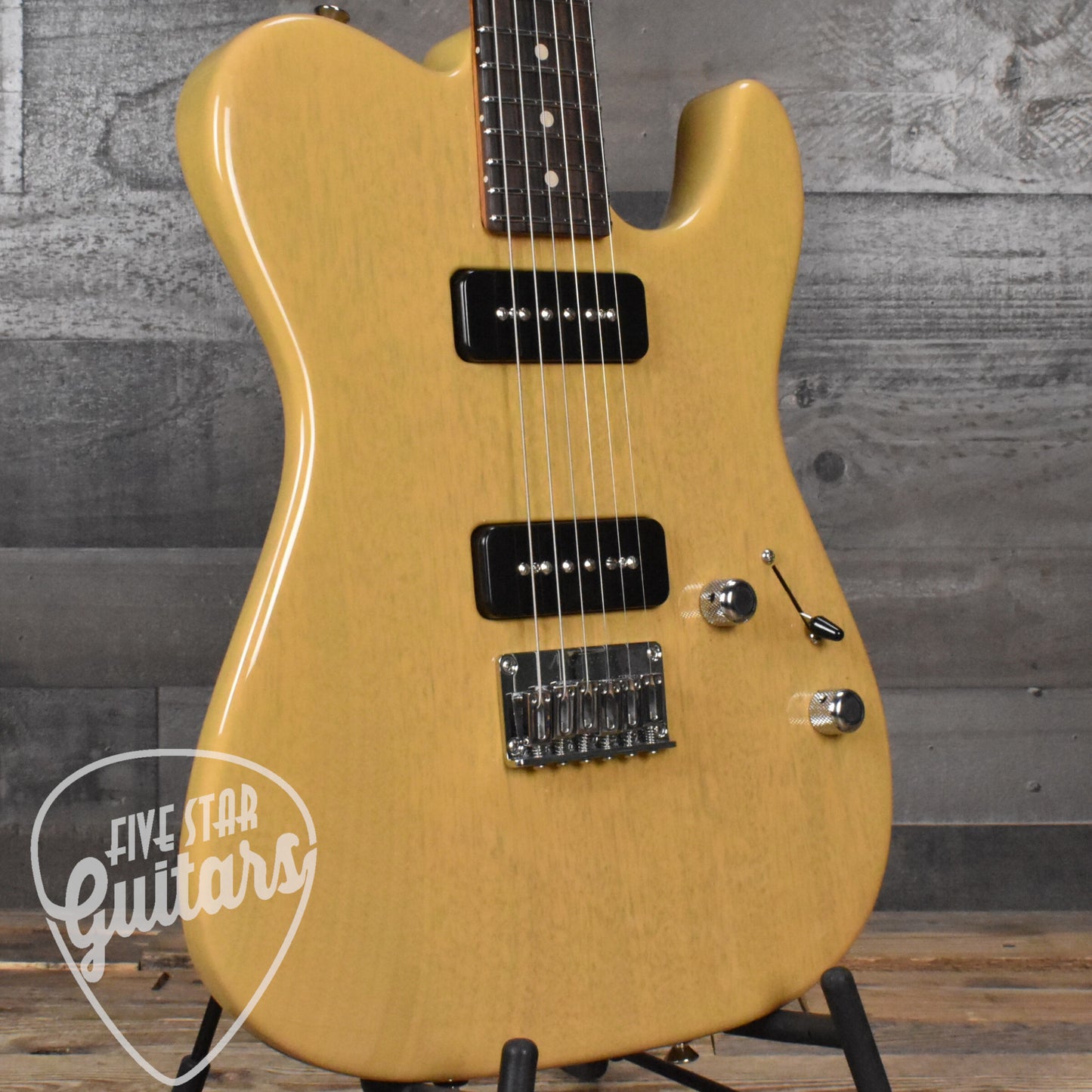 Tom Anderson Cobra T Special - Translucent Butterscotch with Hard Shell Case