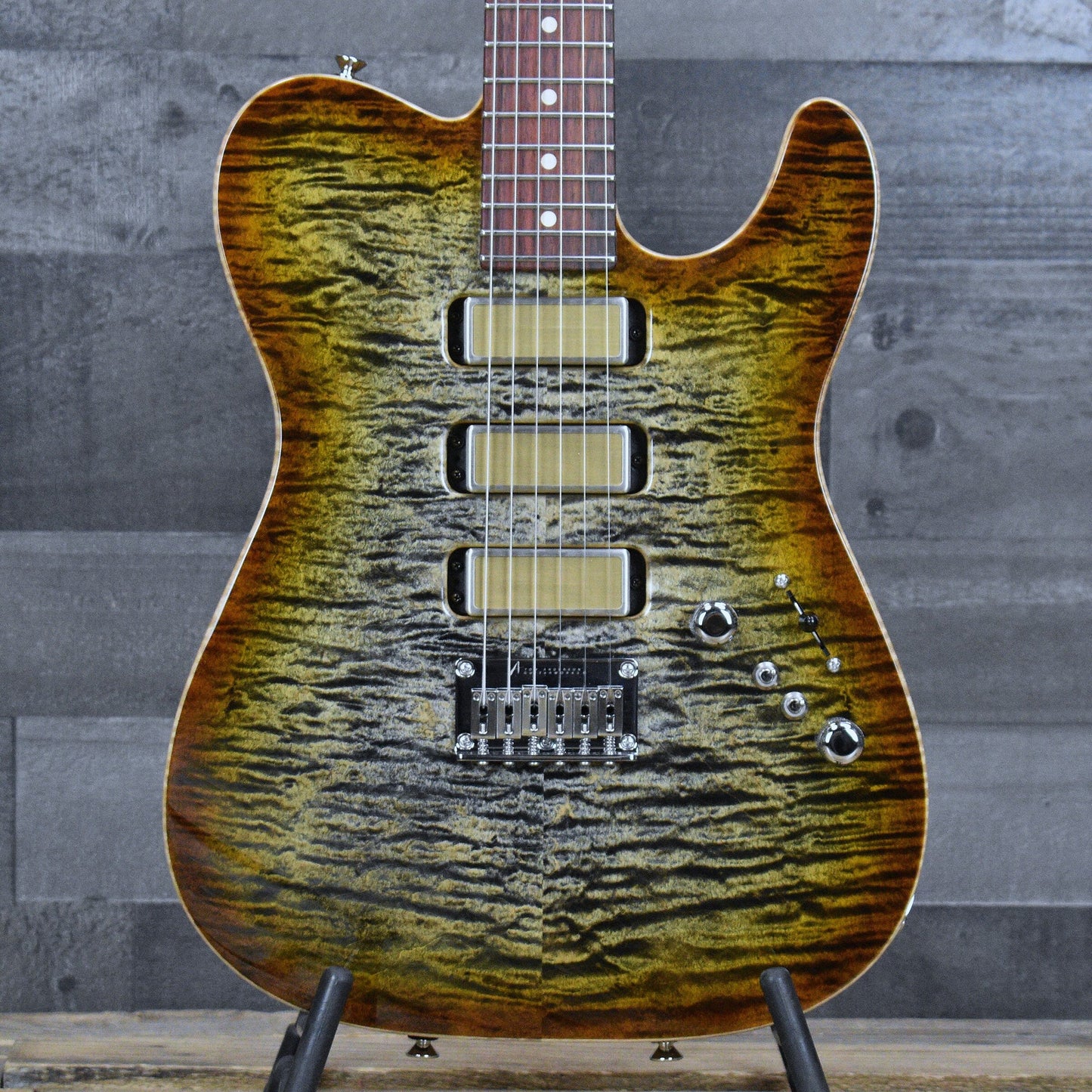 Tom Anderson Cobra - Natural Black to Honey Burst with Gigbag