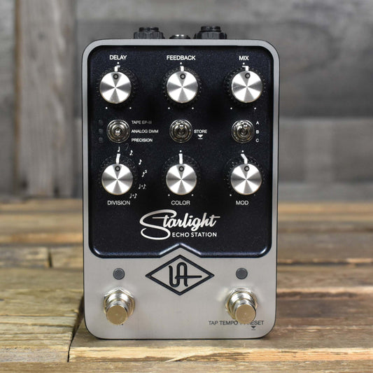 Universal Audio Starlight Delay Station Pedal