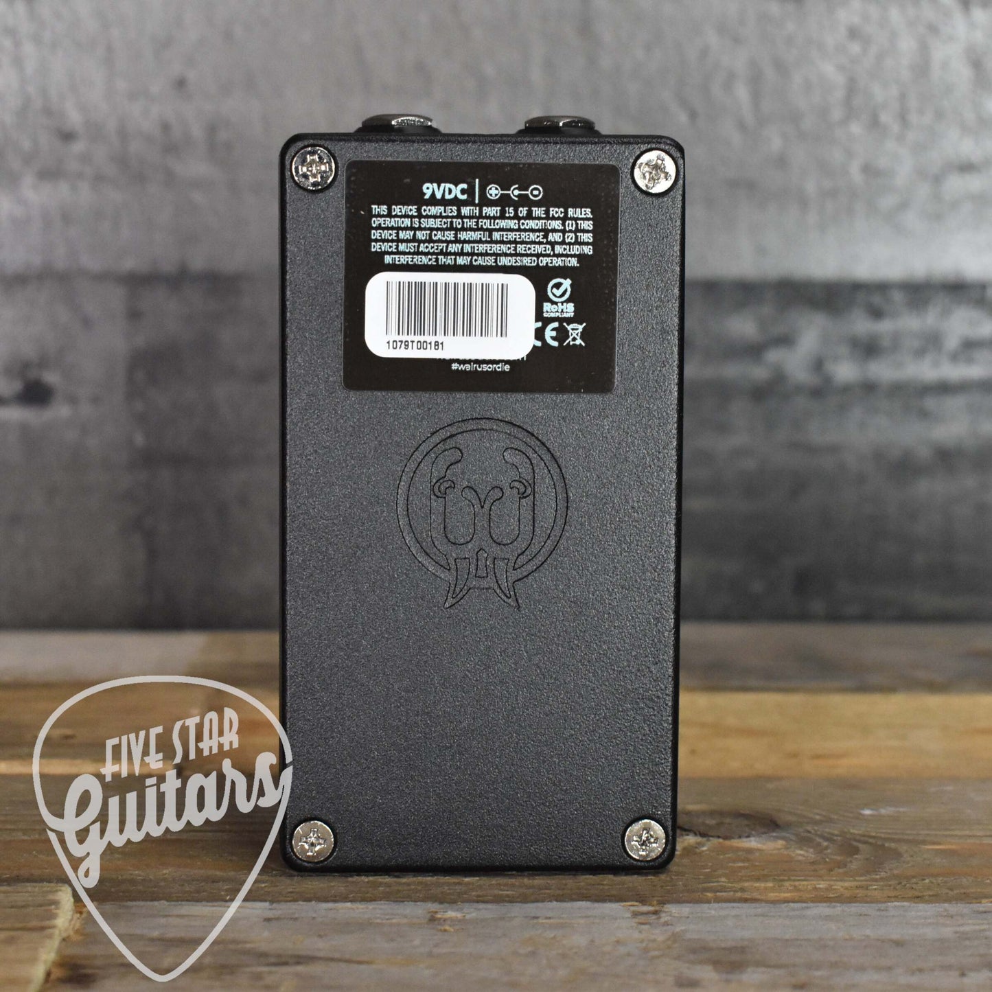Walrus Audio Fundamental Tremolo