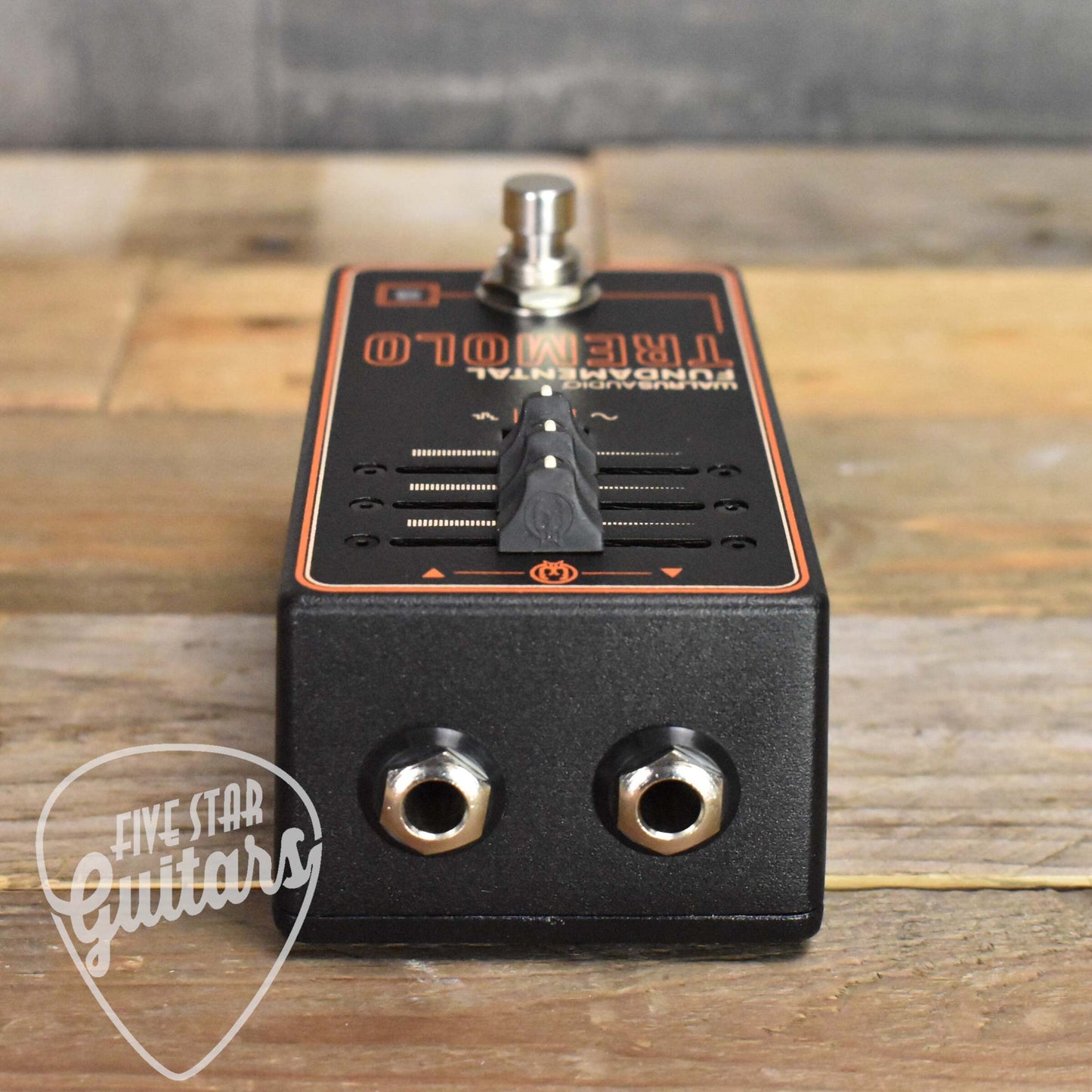 Walrus Audio Fundamental Tremolo