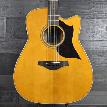 Yamaha A1M Acoustic/Electric - Vintage Natural