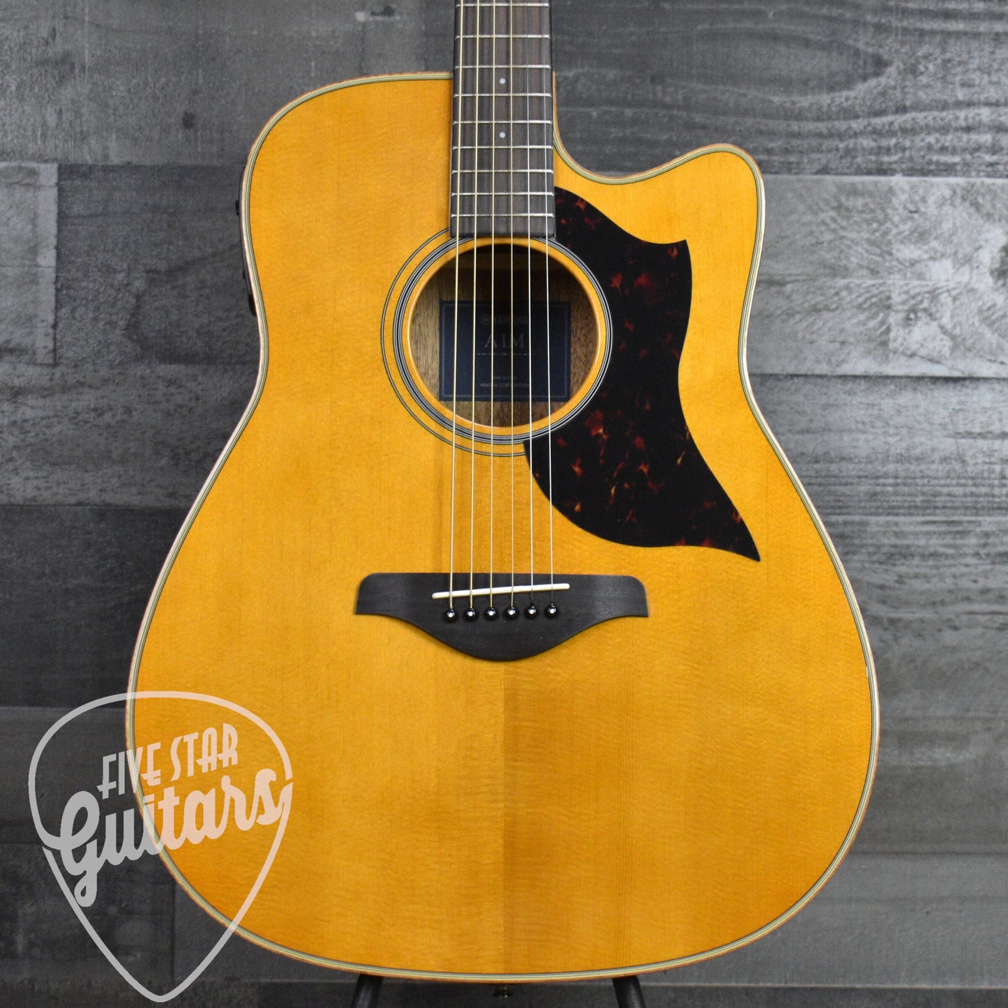 Yamaha A1M Acoustic/Electric - Vintage Natural