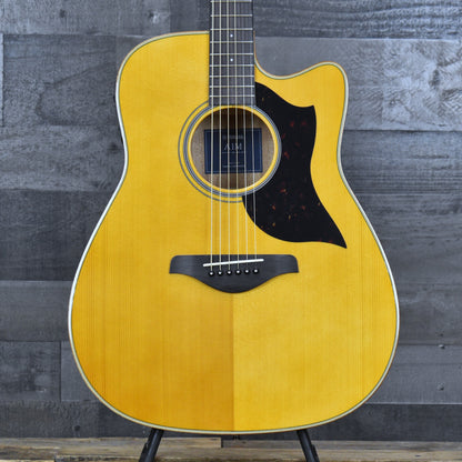 Yamaha A1M Acoustic/Electric - Vintage Natural
