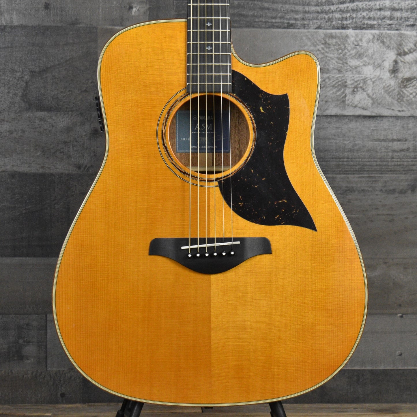 Yamaha A5M - Vintage Natural Includes Yamaha Hardshell Case