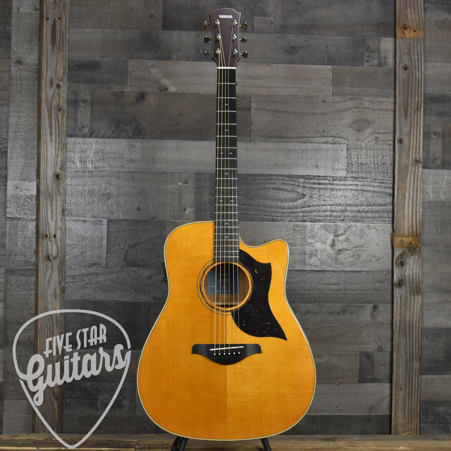 Yamaha A5M - Vintage Natural Includes Yamaha Hardshell Case