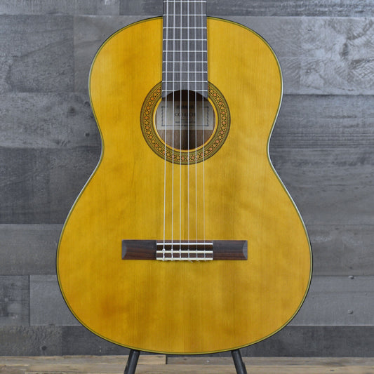 Yamaha CG142CH Nylon String Classical Acoustic Guitar - Natural