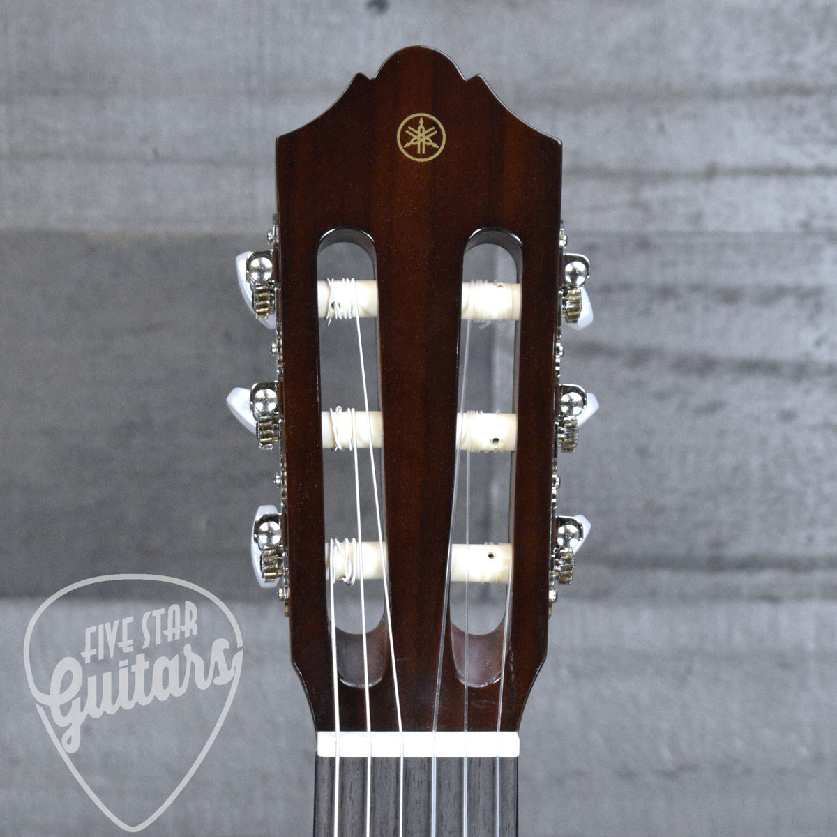 Yamaha CG142CH Nylon String Classical Acoustic Guitar - Natural