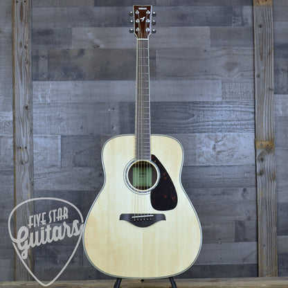 Yamaha FG830 Acoustic Guitar - Natural