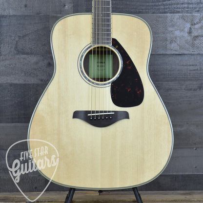 Yamaha FG830 Acoustic Guitar - Natural
