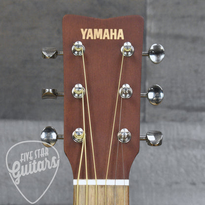 Yamaha JR2 - Tobacco Sunburst with Gig Bag