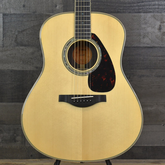 Yamaha LL16MHB Jumbo Acoustic Guitar - Natural with Gig Bag