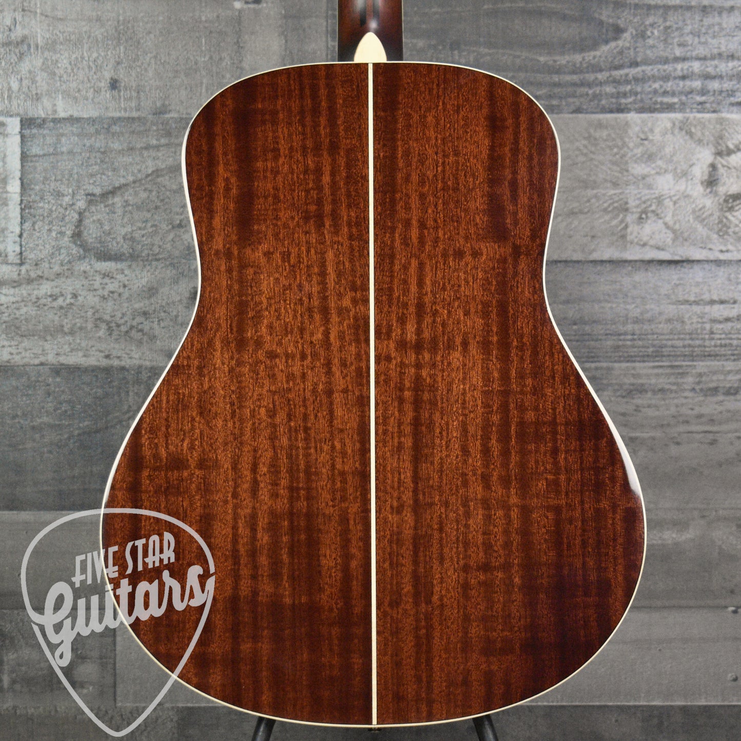 Yamaha LL16 ARE HB Jumbo Acoustic - Natural with Hard Bag