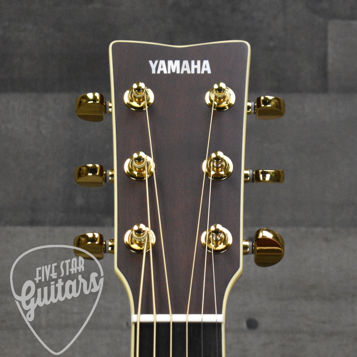 Yamaha LL16 ARE HB Jumbo Acoustic - Natural with Hard Bag