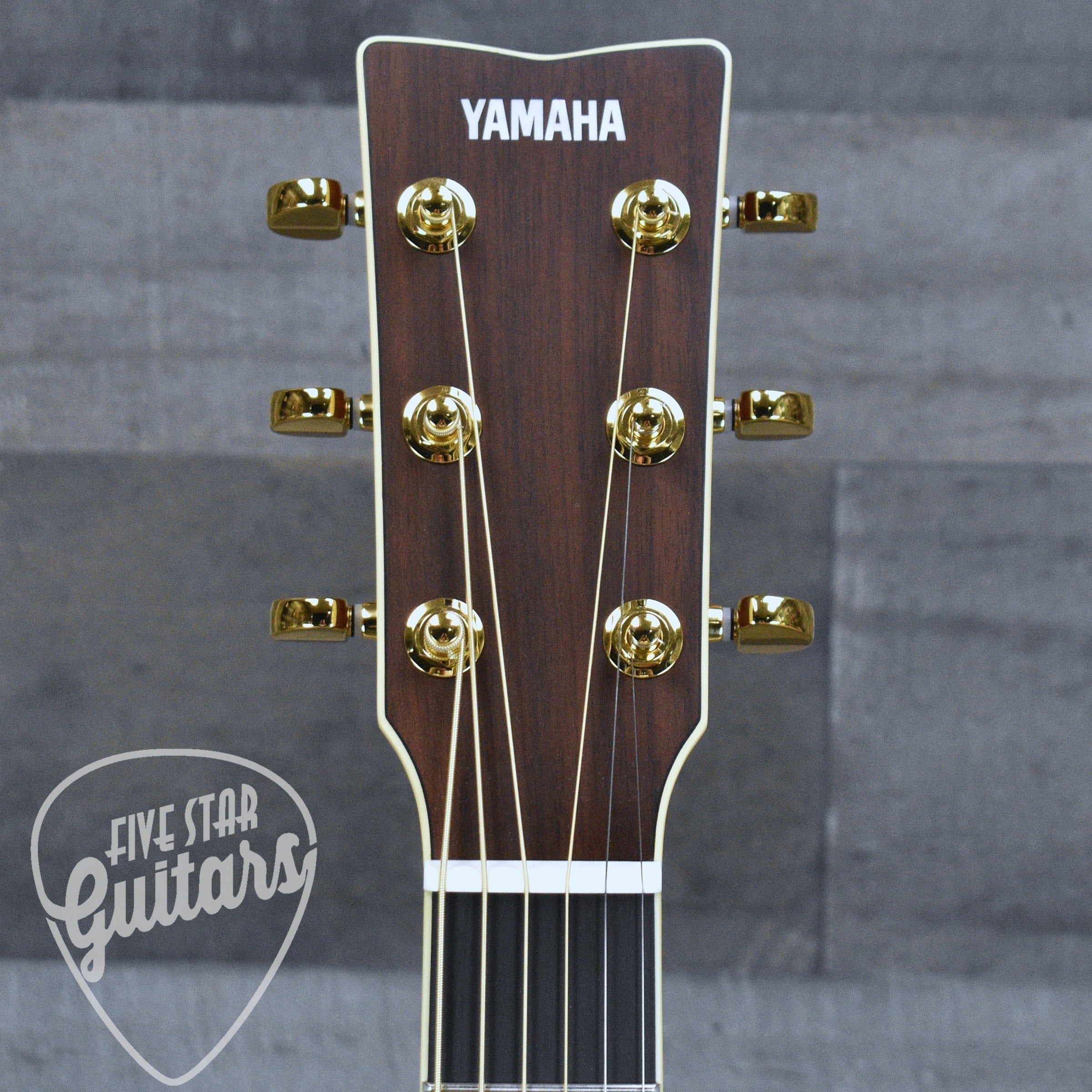 Yamaha LL16 ARE HB Jumbo Acoustic - Natural with Hard Bag – Five