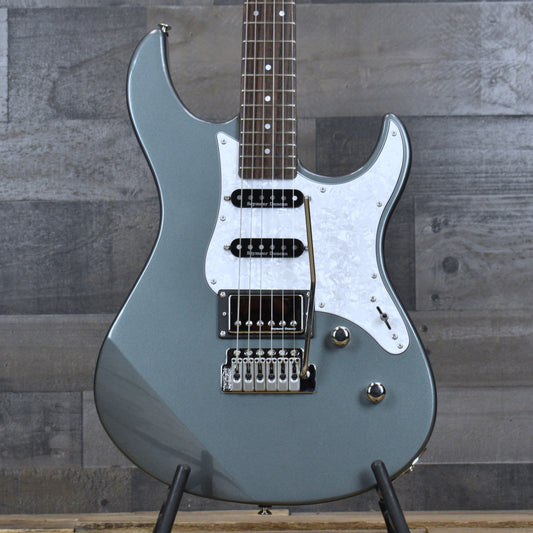 Yamaha Pacifica PAC612VIIX - Mist Green