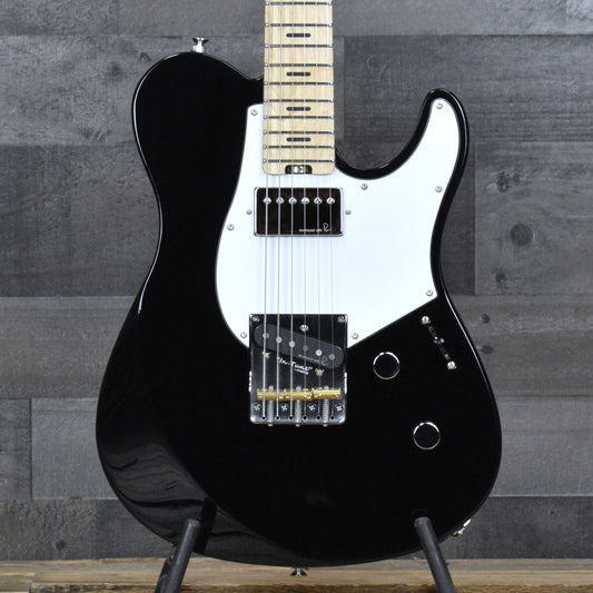 Yamaha PACS+11SM Pacifica SC Standard Plus - Black with Gigbag