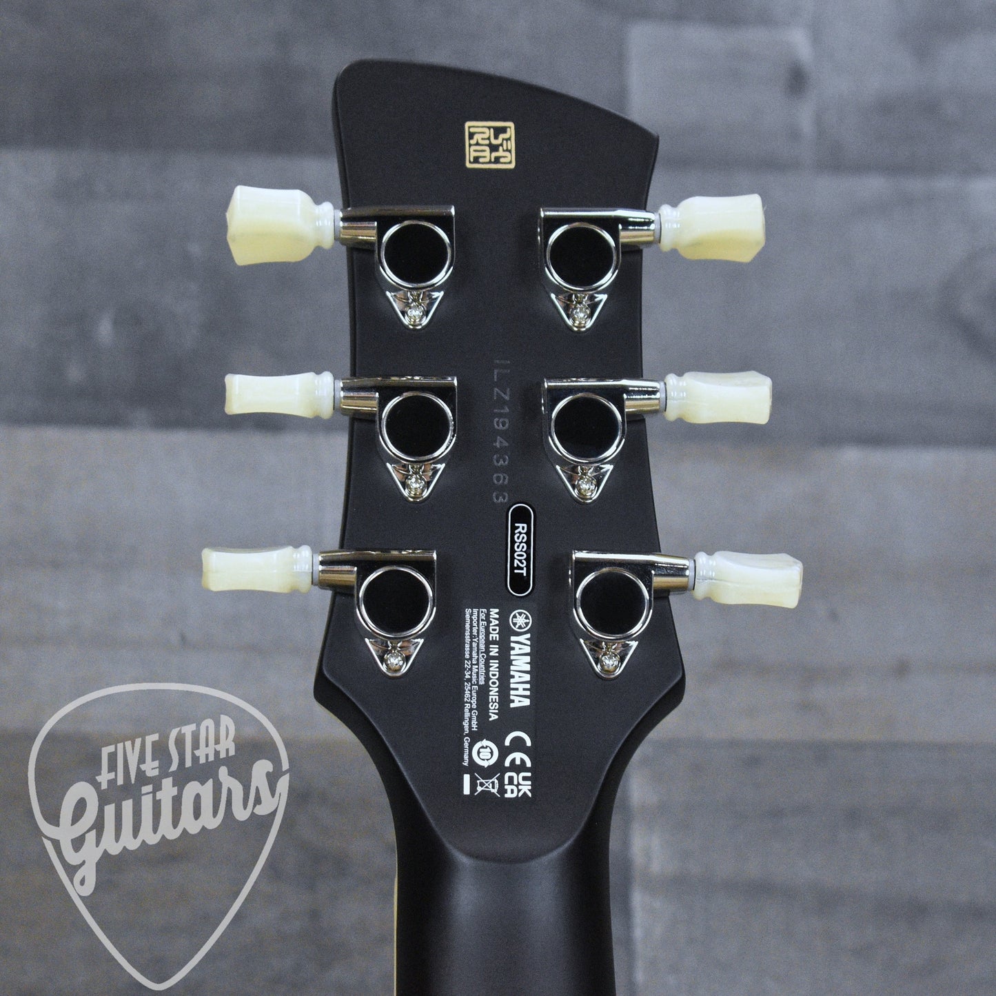 Yamaha Revstar RSS02T BL - Black with Gig Bag