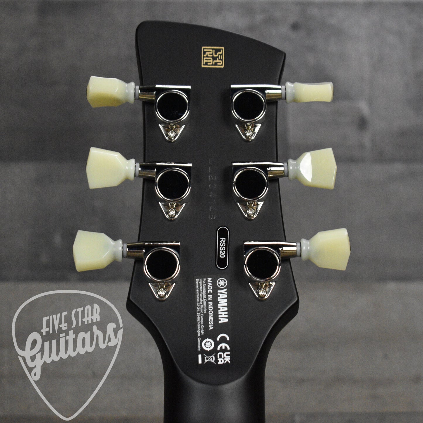 Yamaha Revstar RSS20 - Flash Green with Deluxe Gig Bag