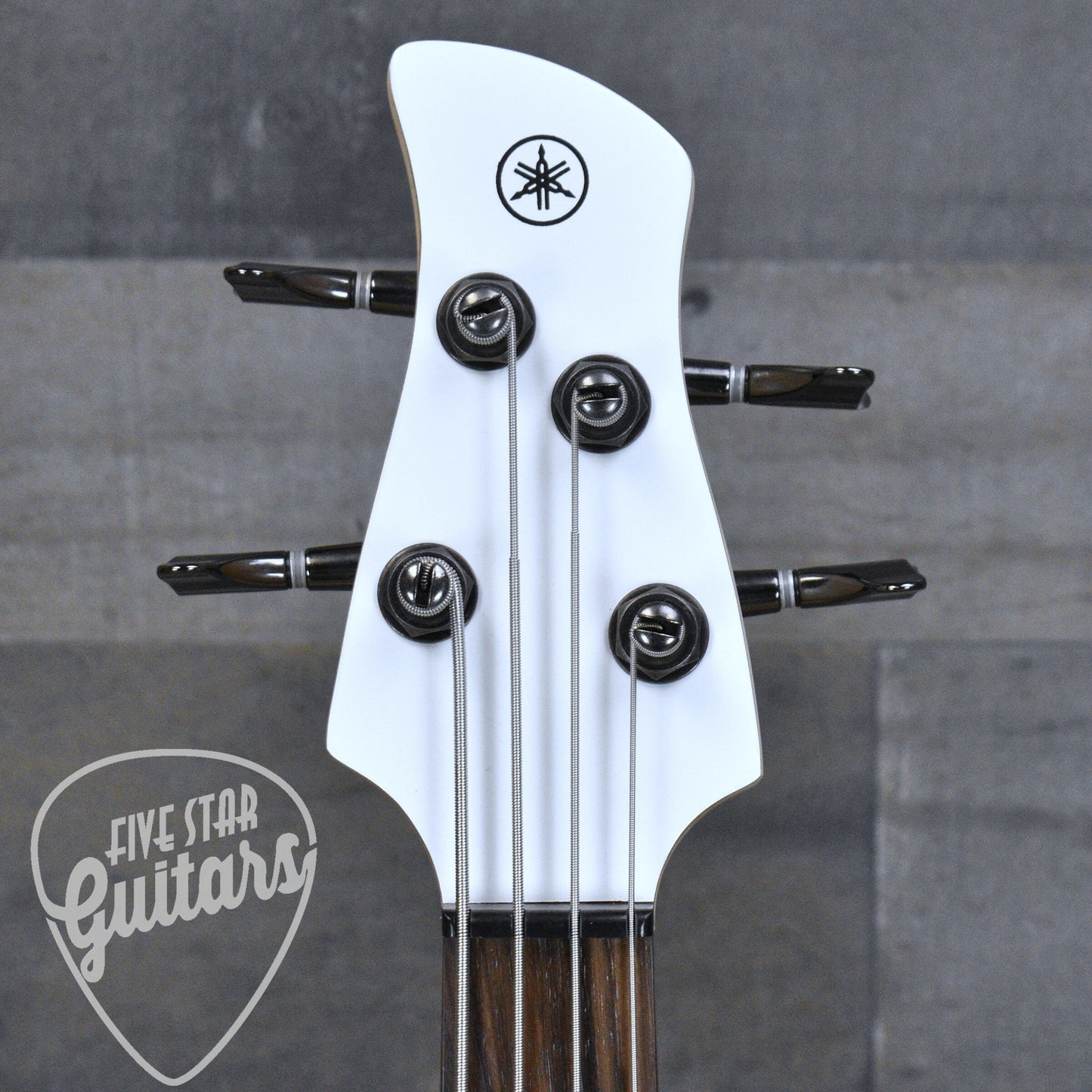 Yamaha TRBX304 - White