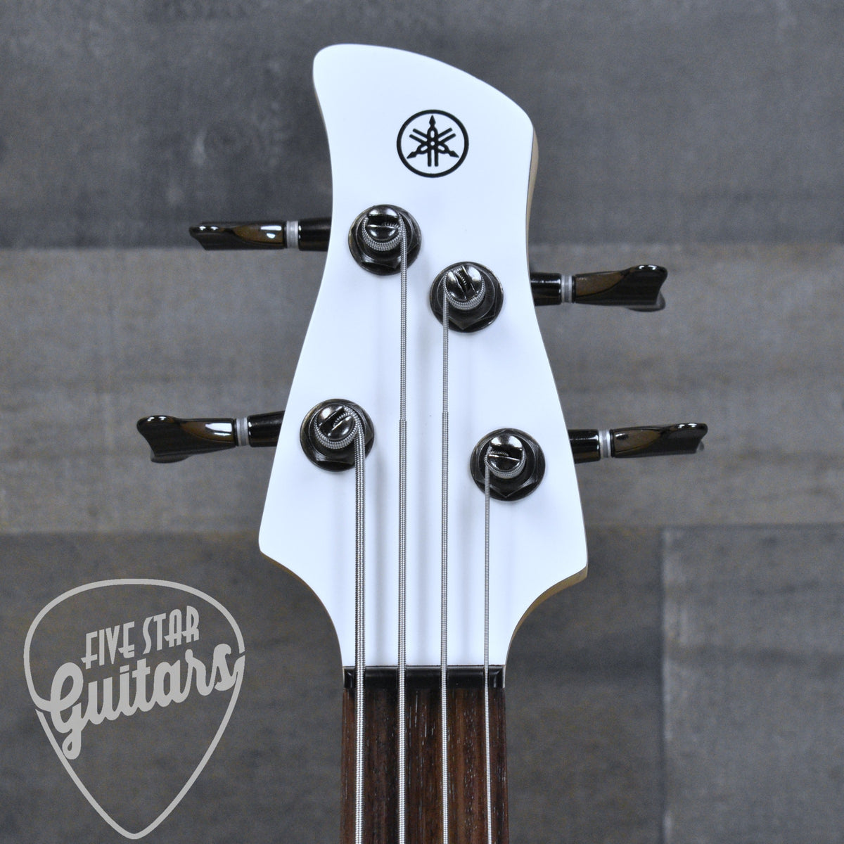 Yamaha TRBX304 - White