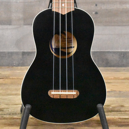 Fender Venice Soprano Ukulele with Walnut Fingerboard - Black